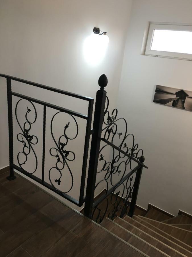 Casa Alba Hotel Sandulesti Ngoại thất bức ảnh