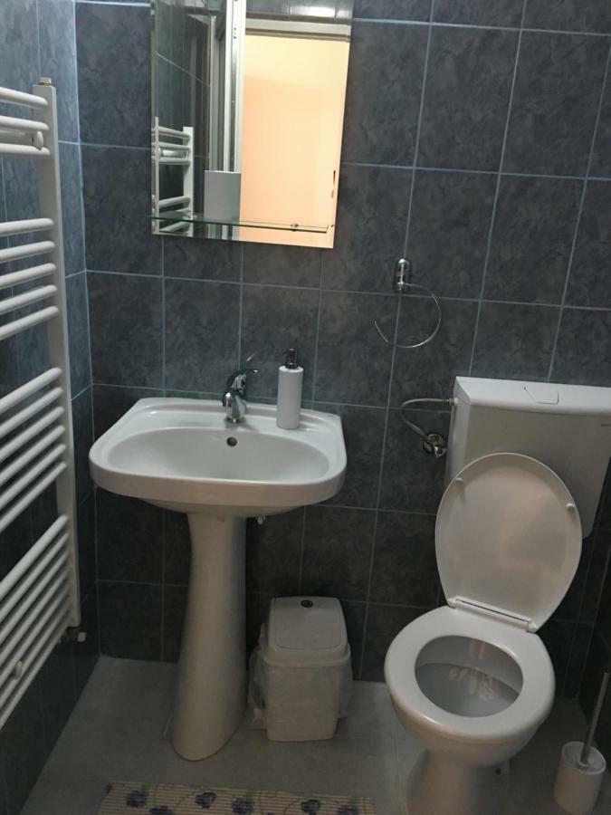 Casa Alba Hotel Sandulesti Ngoại thất bức ảnh