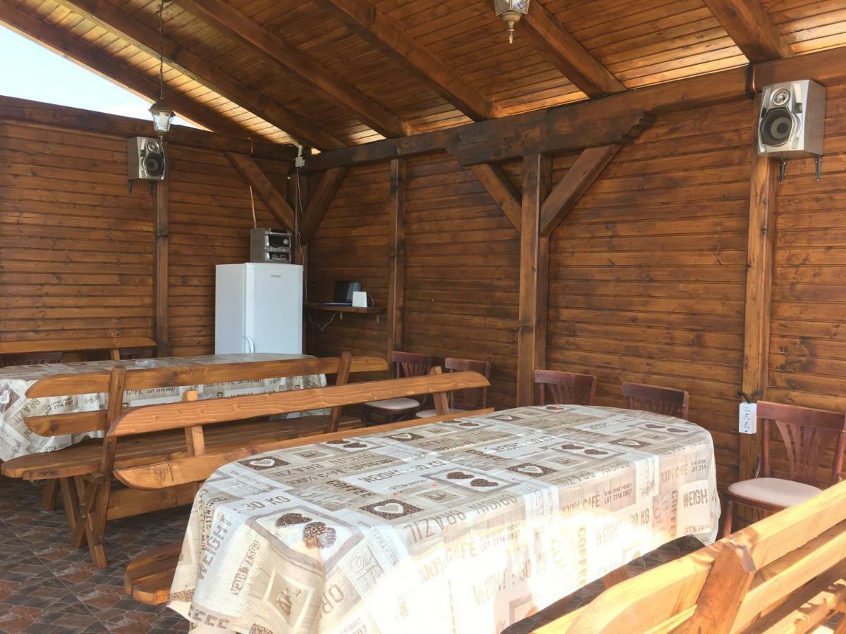 Casa Alba Hotel Sandulesti Ngoại thất bức ảnh