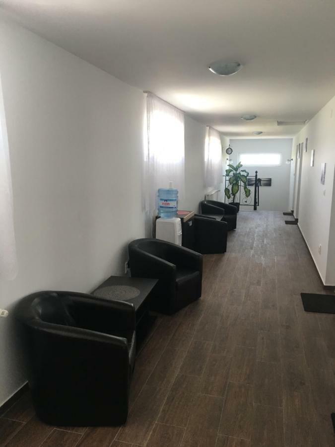 Casa Alba Hotel Sandulesti Ngoại thất bức ảnh